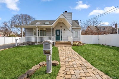/international/us/125-w-3rd-street-ronkonkoma-ny-110110061496/