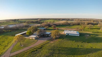 /international/us/304-scarlett-road-weatherford-tx-110106540609/