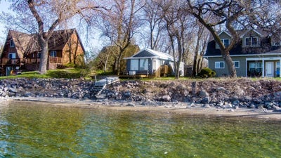 /international/us/214-a-n-lake-drive-castlewood-sd-110107779410/