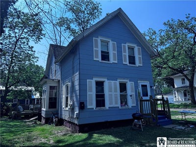 /international/us/703-eagle-street-dunkirk-ny-110099976834/