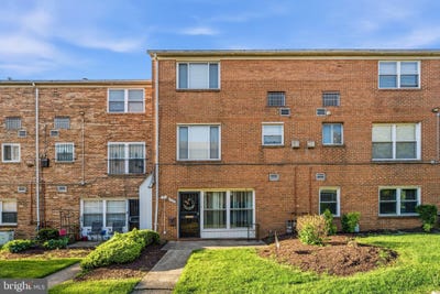 /international/us/1983-addison-road-s-district-heights-md-110107516683/