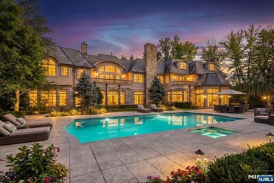 /international/us/11-elden-drive-saddle-river-nj-110108354145/