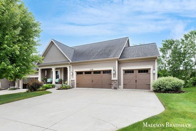 /international/us/1728-n-brandon-ridge-drive-nw-walker-mi-110100318721/
