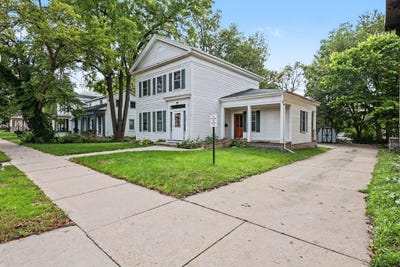 /international/us/201-e-main-street-ionia-mi-110110298843/