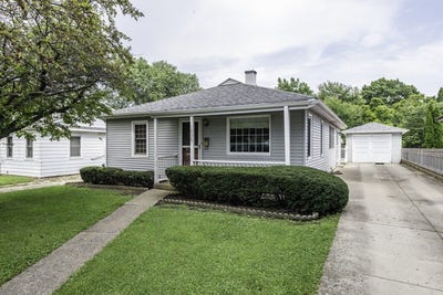 /international/us/1939-chestnut-street-waukegan-il-110109978992/