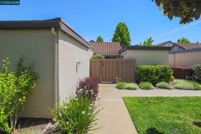 /international/us/4-long-creek-cir-clayton-ca-110107997882/