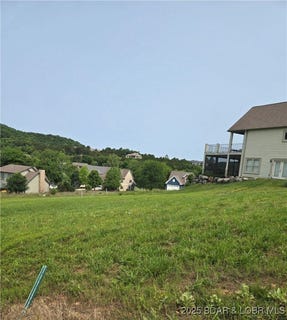 /international/us/plat-10-lot-62-bear-cave-way-camdenton-mo-110100077882/