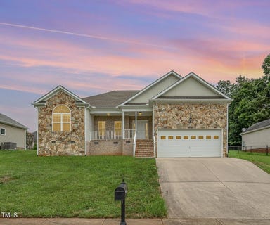 /international/us/1128-castle-drive-graham-nc-110101004709/