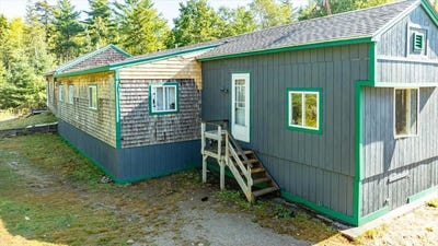 /international/us/26-jenkins-road-penobscot-me-110104018792/