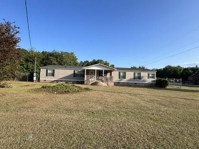 /international/us/1761-branchdale-highway-holly-hill-sc-110108438088/