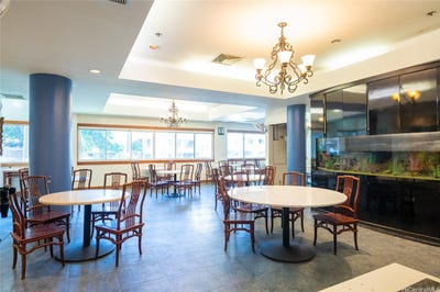/international/us/444-kanekapolei-street-honolulu-hi-110108480586/