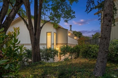 /international/us/249-marin-valley-drive-novato-ca-110108780795/