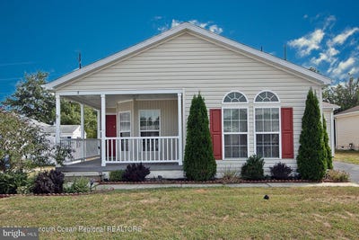 /international/us/9-pine-grove-avenue-manahawkin-nj-110099663290/