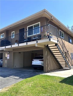 /international/us/989-w-sierra-madre-avenue-azusa-ca-110101097716/