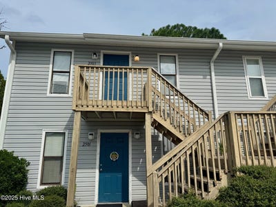/international/us/2503-flint-drive-wilmington-nc-110101270296/