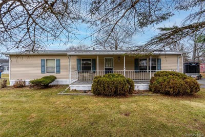 /international/us/10-apple-lane-new-paltz-ny-110106736917/
