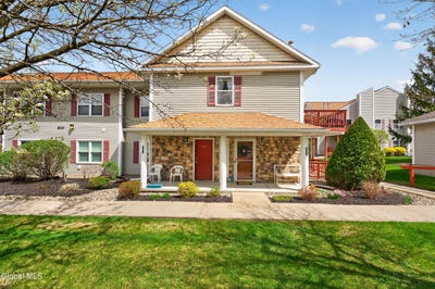 /international/us/1200-hillside-avenue-schenectady-ny-110107480032/