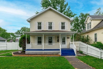 /international/us/217-w-mazon-avenue-dwight-il-110099723840/