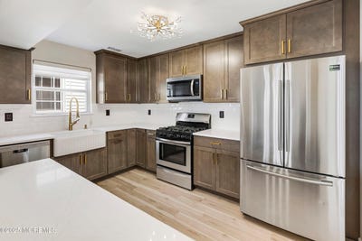 /international/us/103-hyacinth-lane-freehold-nj-110107585892/