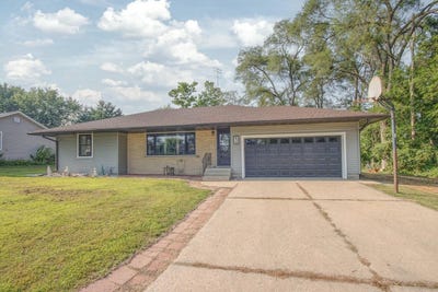 /international/us/214-breezy-point-drive-pardeeville-wi-110101463144/