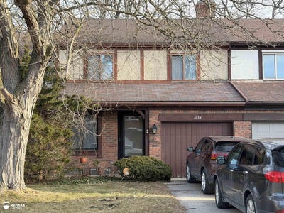 /international/us/1836-willowbrook-circle-flint-mi-110106255214/