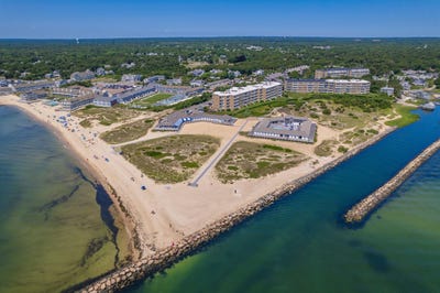 /international/us/1-belmont-road-west-harwich-ma-110107995138/