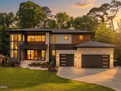 /international/us/4123-rockingham-drive-raleigh-nc-110093417243/
