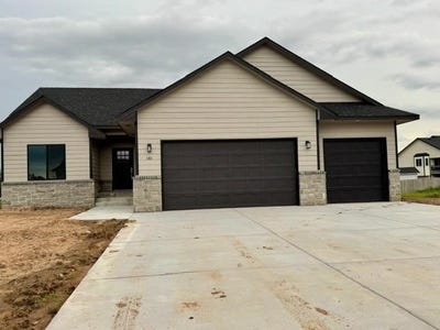 /international/us/141-e-poplar-cir-goddard-ks-110101146331/