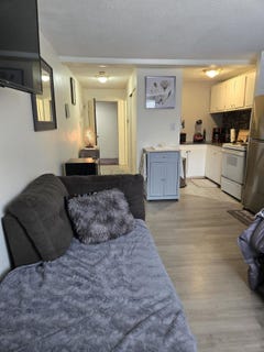 /international/us/2-silvestri-circle-derry-nh-110103647686/
