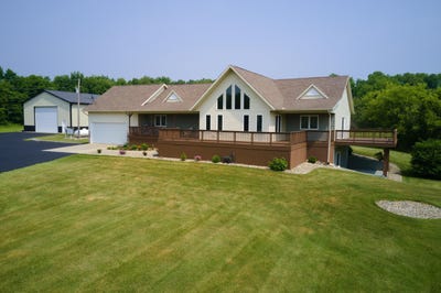 /international/us/18196-calvin-hill-street-cassopolis-mi-110100927561/