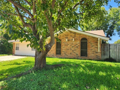 /international/us/419-woodcrest-way-forney-tx-110101695748/