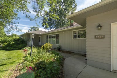 /international/us/2227-terrace-drive-cedar-falls-ia-110101112862/?lang=zh-tw