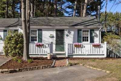 /international/us/488-main-street-ogunquit-me-110105702782/