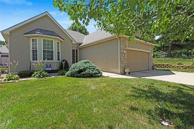 /international/us/2516-kensington-place-leavenworth-ks-110100985418/