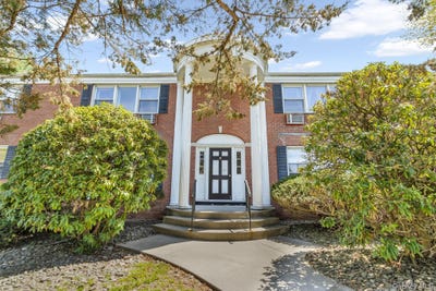 /international/us/8-bon-aire-cir-suffern-ny-110101481119/