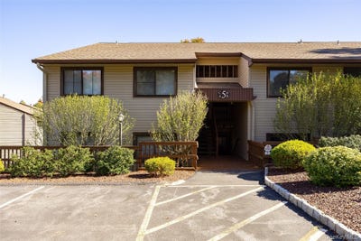 /international/us/5-downing-place-poughkeepsie-ny-110120686992/