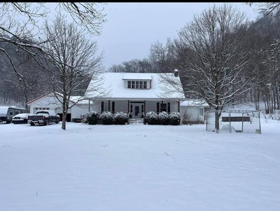 /international/us/283-hunting-creek-road-whitleyville-tn-110101091064/
