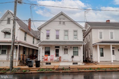 /international/us/79-e-main-street-newmanstown-pa-110107925911/
