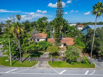 /international/us/114-w-davis-boulevard-tampa-fl-110110355864/