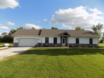 /international/us/5233-county-road-245-centralia-mo-110107988748/