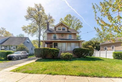 /international/us/239-walnut-street-dunellen-nj-110107506214/