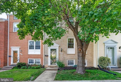 /international/us/3316-webley-court-annandale-va-110108824434/