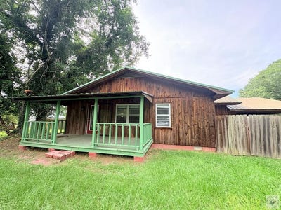 /international/us/10258-w-7th-street-texarkana-tx-110119290604/