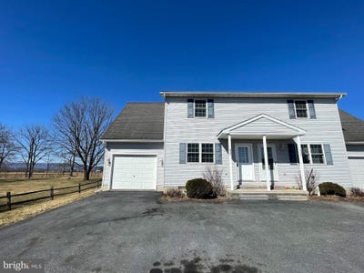 /international/us/6247-mountain-view-drive-chambersburg-pa-110107508383/