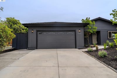 /international/us/3743-sanford-st-concord-ca-110107078861/