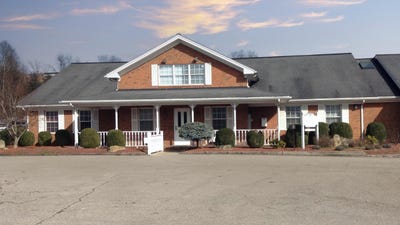 /international/us/4-chateau-lane-barboursville-wv-110099337178/