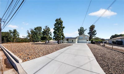 /international/us/12789-8th-yucaipa-ca-110120462863/