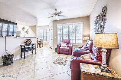 /international/us/14950-w-mountain-view-boulevard-surprise-az-110107764599/