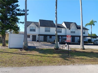 /international/us/1300-se-7th-street-cape-coral-fl-110106092871/