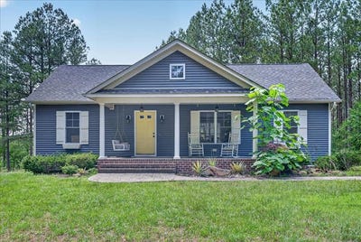 /international/us/2131-meherrin-road-meherrin-va-110108733704/